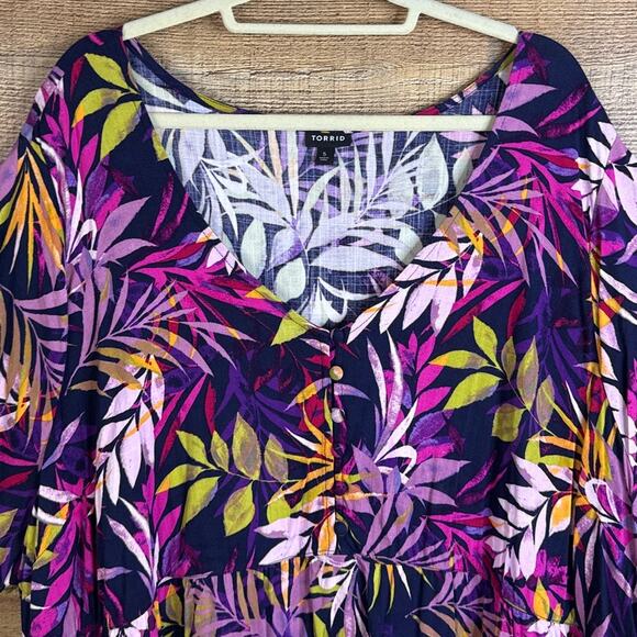 Torrid Rayon Slub Tiered Button-Front Top Blue Floral Leaf SZ 5 5X - Picture 2 of 10